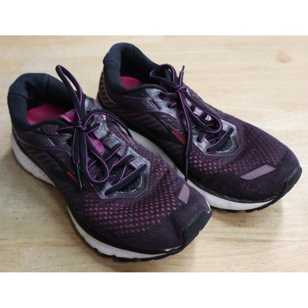 Brooks Ghost 12 Cushion Neutral Black Pink Womens Size 9 B Medium